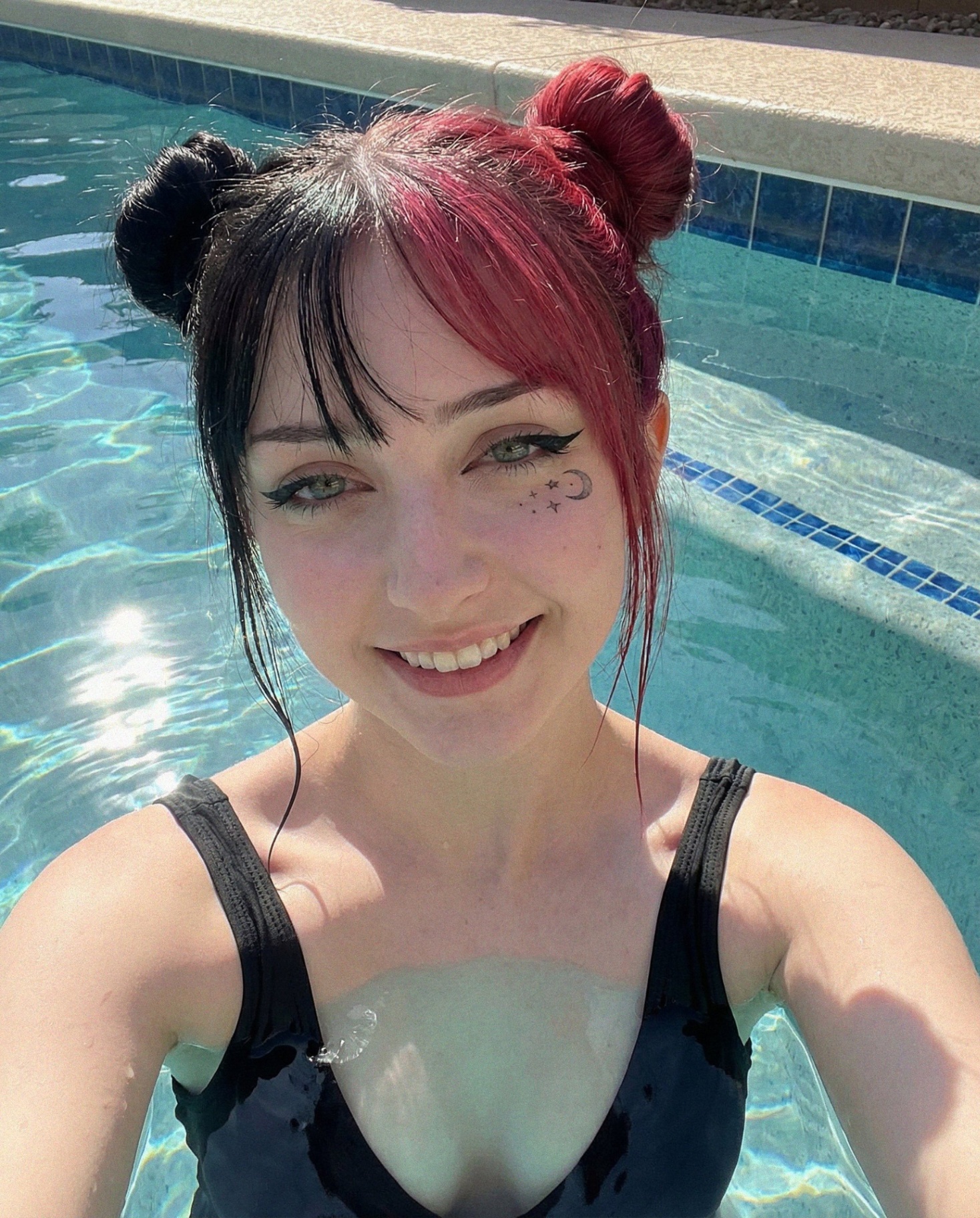 AI model creator portrait example 1 — humanized for Fansly, Instagram and TikTok